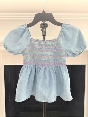 GAP Light Blue Smocked Puff Sleeve Top- Size 8